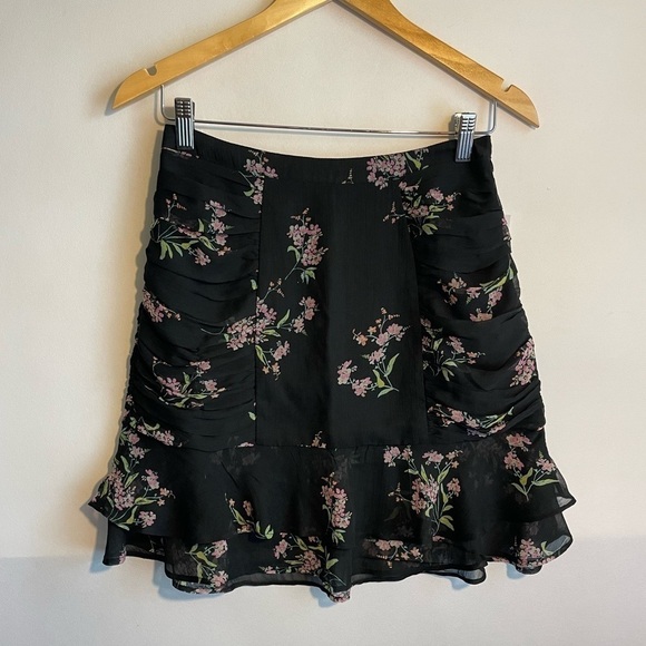 BP. Nordstrom Rack Floral Short Skirt Small Black Ruched Ruffles NWT - Picture 1 of 7
